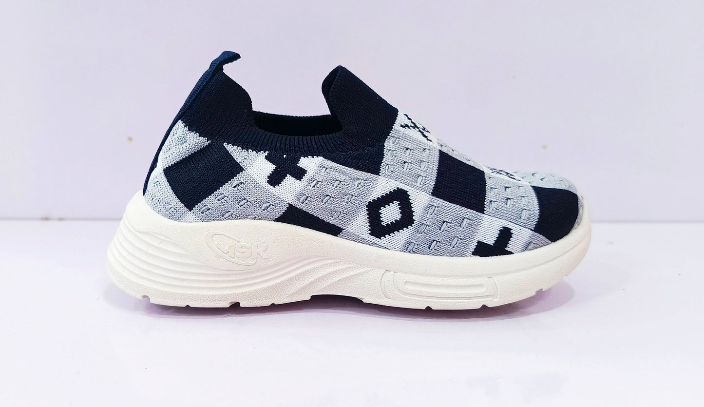 Kids' Canvas Running Shoes